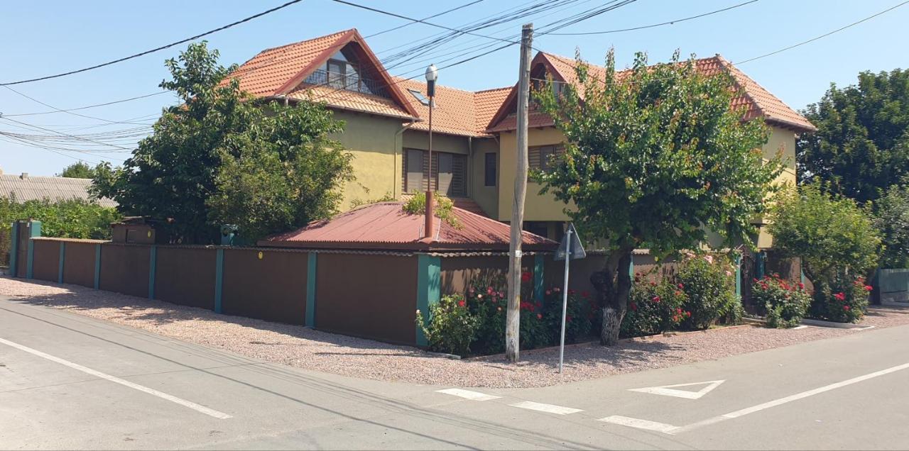 Villa Mugur 2 Mai Exterior photo