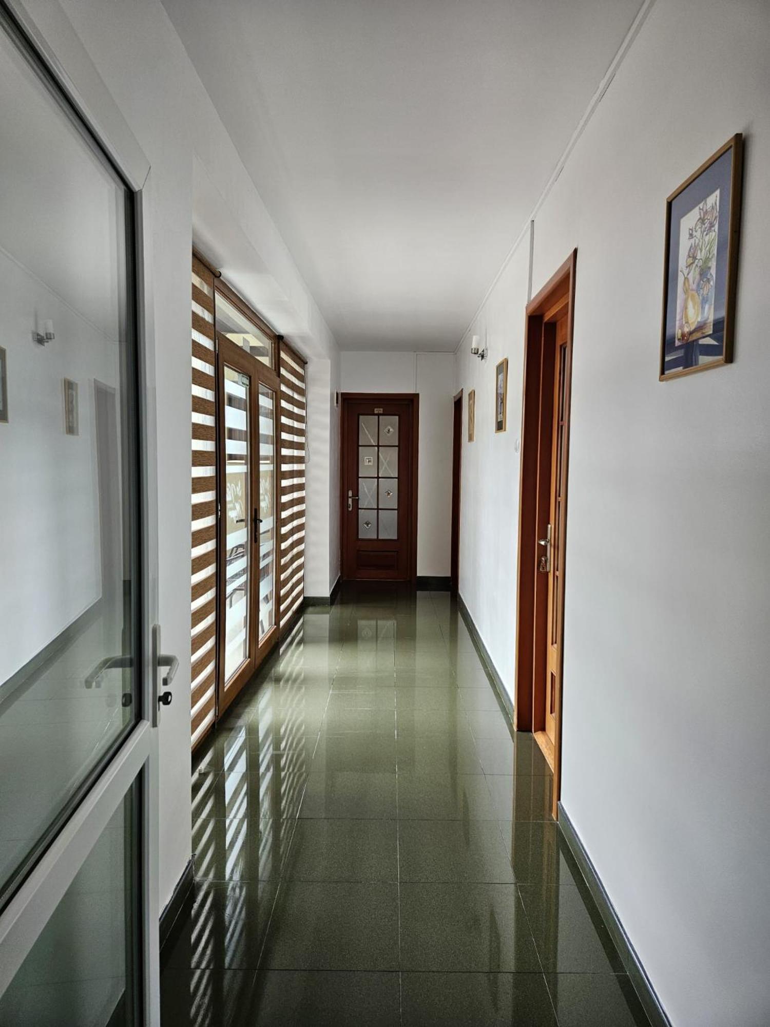 Villa Mugur 2 Mai Exterior photo